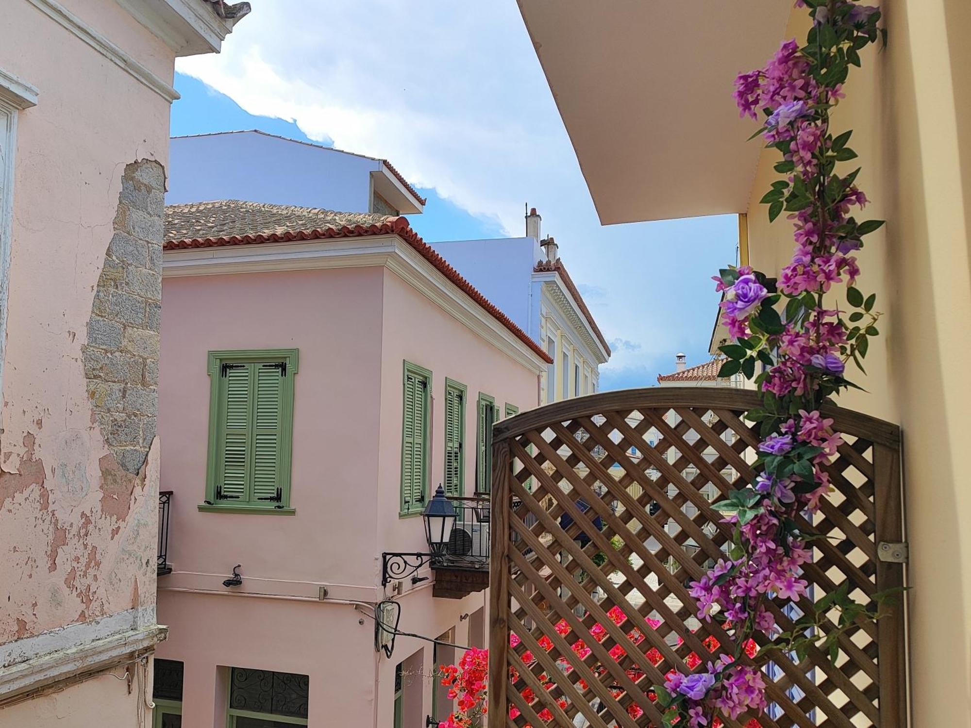 Levantes Superior Suite. Nafplio Exterior photo